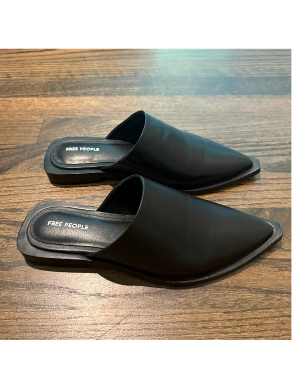 New Free People Becky Black Leather Mules SZ 7